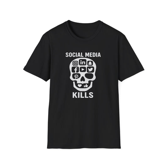  Anti-social media skull design black T-Shirt with the message 'social media kills' 