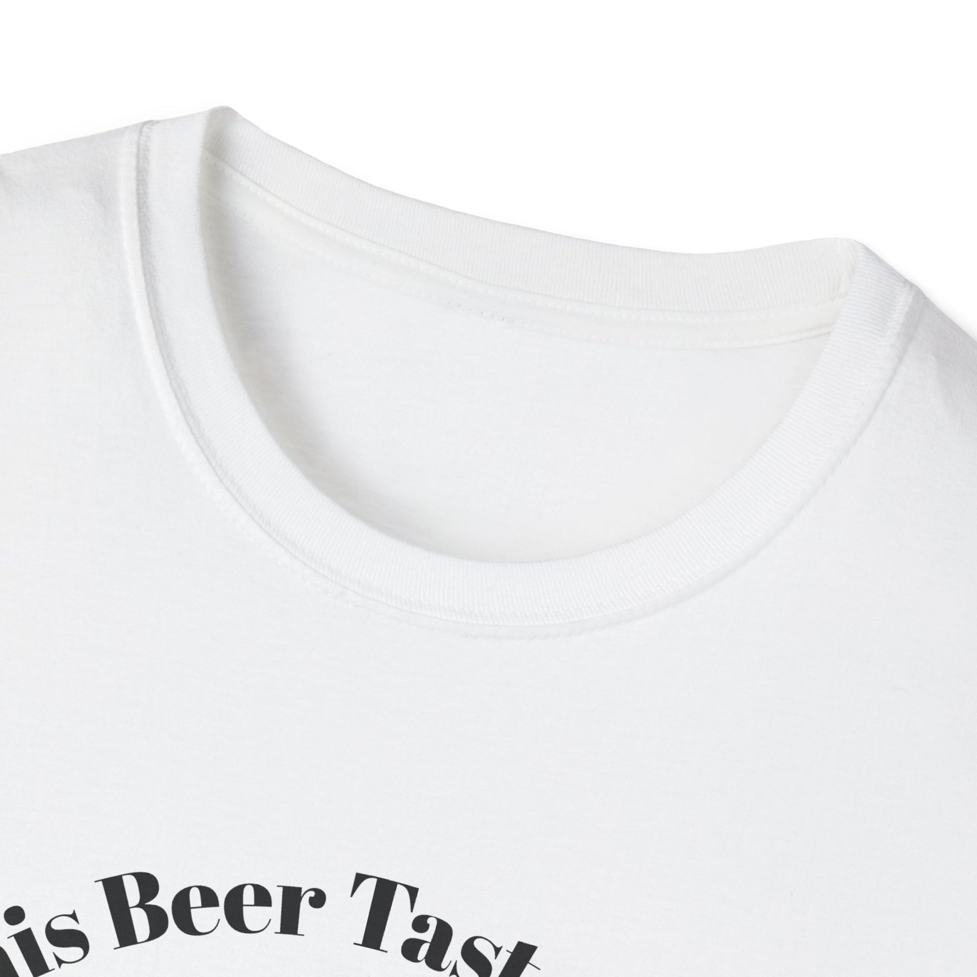 CLOSE UP VIEW T SHIRT COLLAR