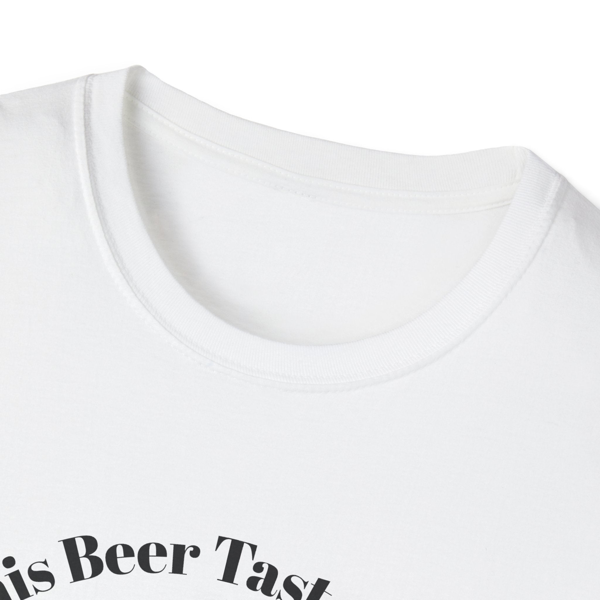 CLOSE UP VIEW T SHIRT COLLAR