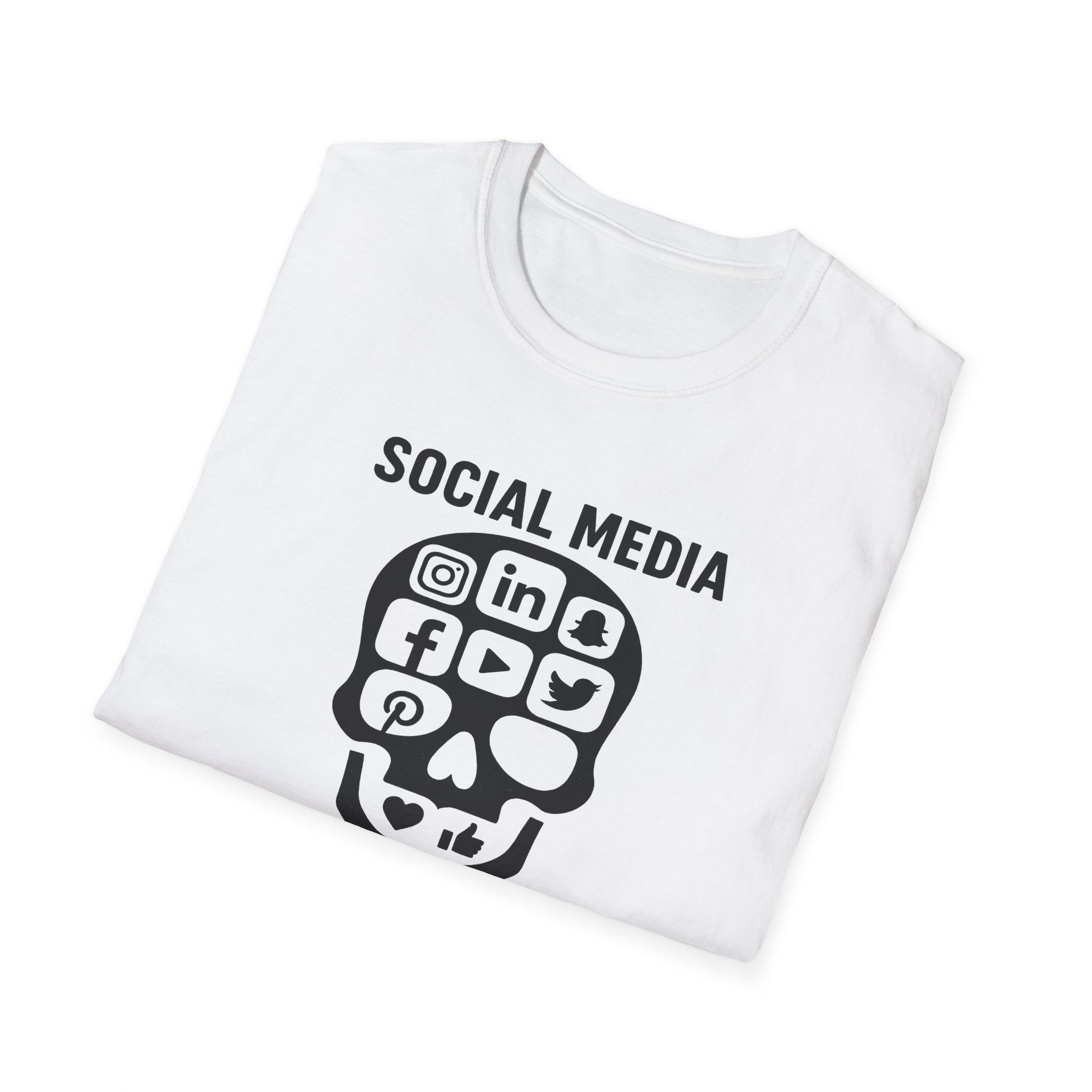 Folded  anti-social media skull designwhite  T-Shirt with the message 'social media kills' 